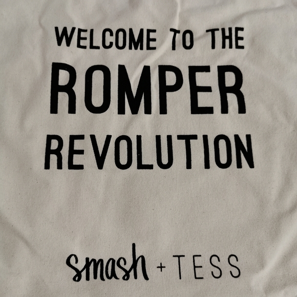 4 Drawstring Canvas Smash & Tess Bags - Picture 6 of 6